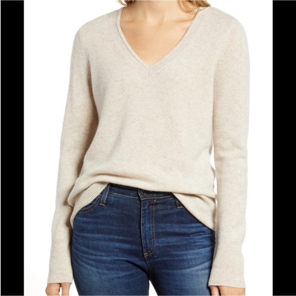 Halogen Cashmere V Neck Sweater Medium - Picture 1 of 8